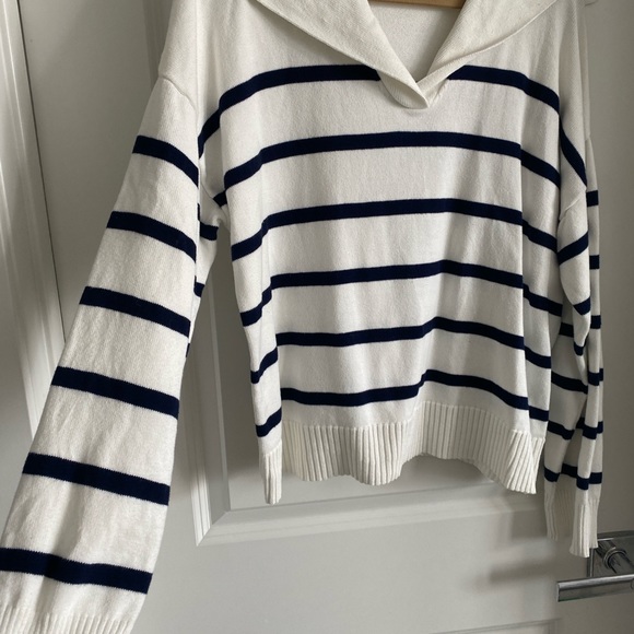 Striped collar sweater - Picture 3 of 4